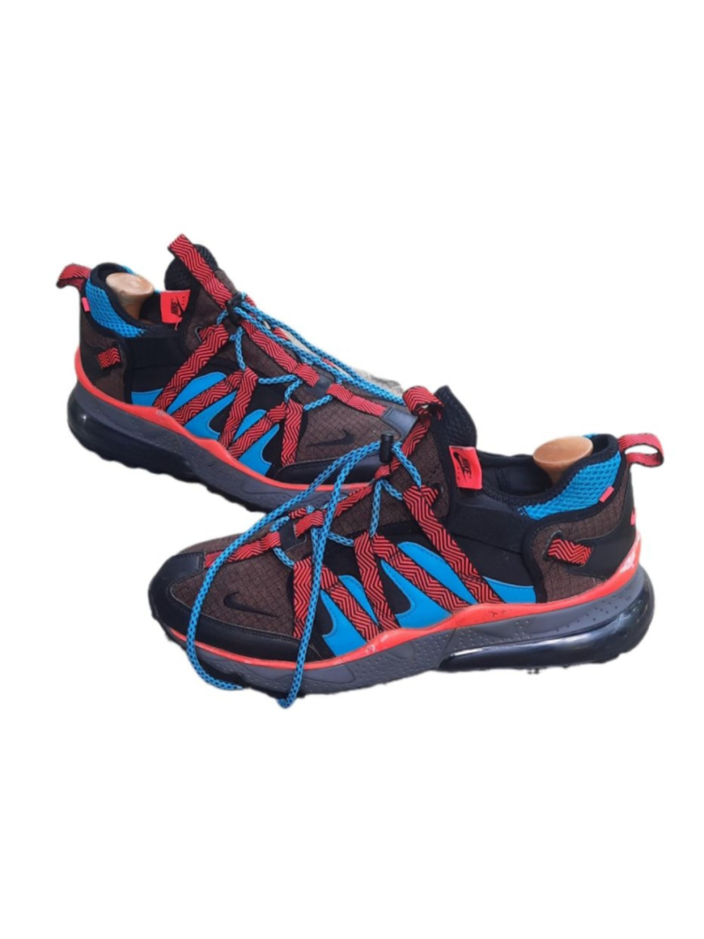 Nike Air Max 270 Bowfin Mens
Size 11 Trail Running Shoe hiking boots
AJ7200-200